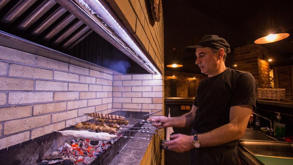 Люля в процессе приготовления