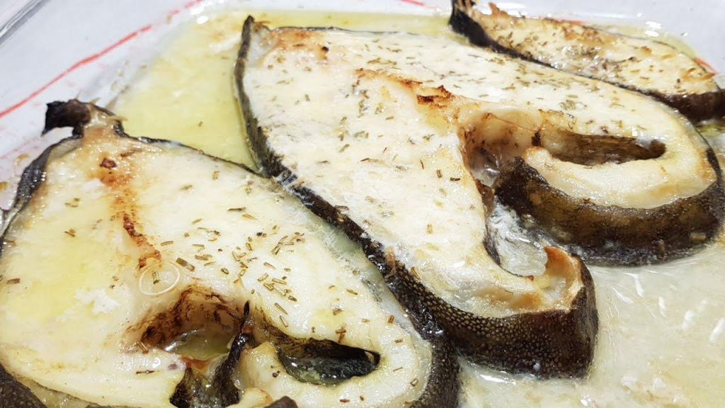 Рыбный стейк из зубатки