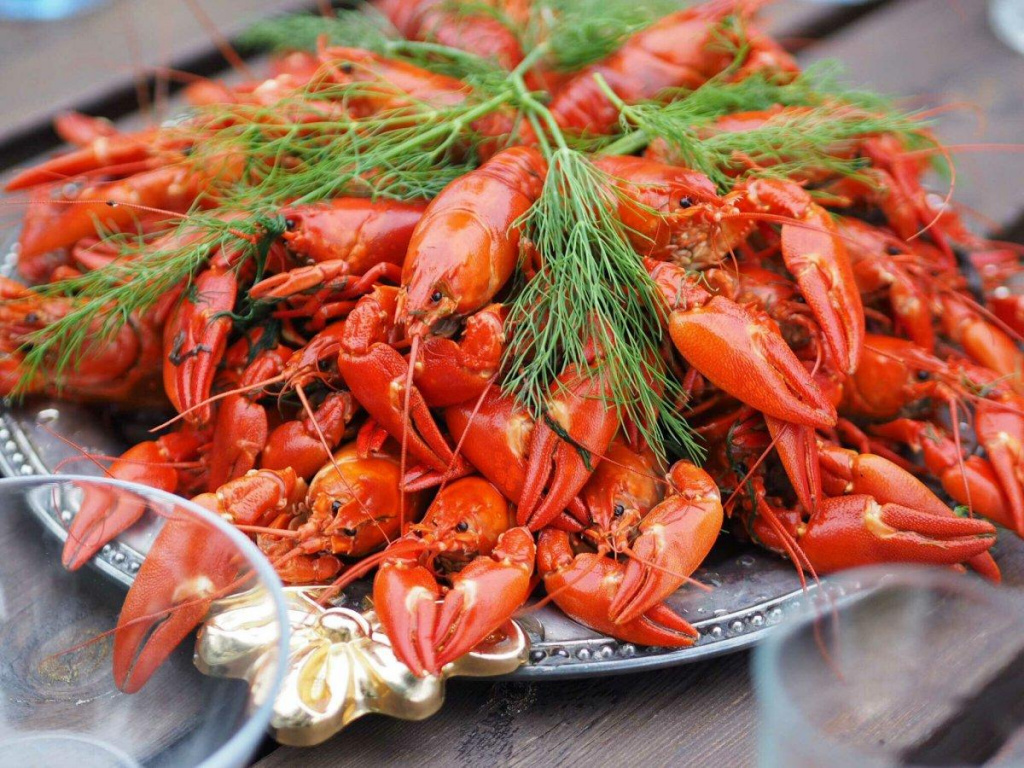 Вареные раки