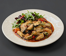 Рагу из мидий и томатов