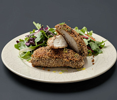 Сом в орехово-лимонной корочке