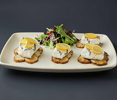 Палтус на картофельной подложке