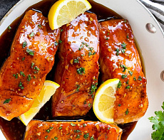 Сёмга в медово-чесночном соусе