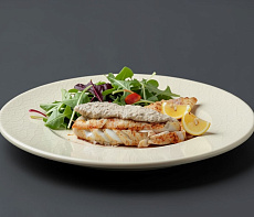 Угольная треска в грибном соусе на гриле