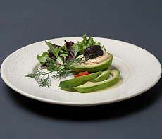 Изысканная закуска с чёрной икрой