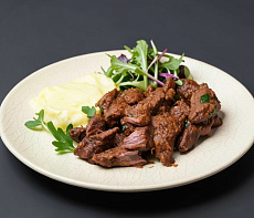 Нутрия в соусе из свежих томатов